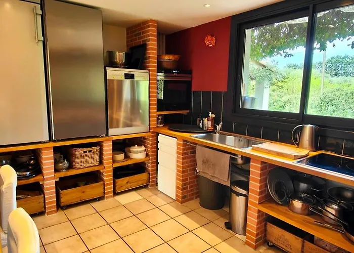 דירה Confortable With Pool