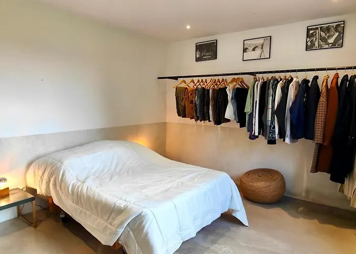 דירה Confortable With Pool רוקברון-סור-ארז'נס