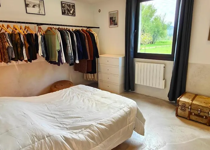 Confortable With Pool * רוקברון-סור-ארז'נס